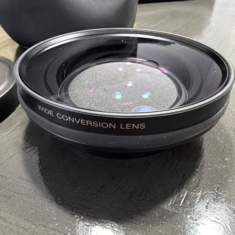 Sony Cyber-shot VCL-DH0774 wide conversion lens with Caps and Bag